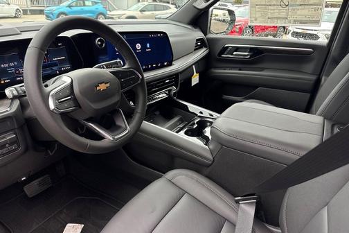 Sterling Gray Metallic 2026 Chevrolet Suburban LT