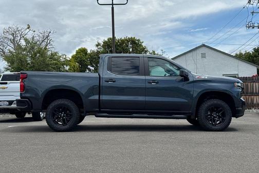 Shadow Gray Metallic 2021 Chevrolet Silverado 1500 LT Trail Boss