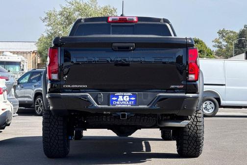 2026 Chevrolet Colorado ZR2