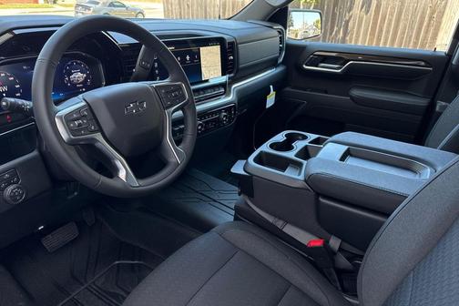 Summit White 2026 Chevrolet Silverado 1500 RST