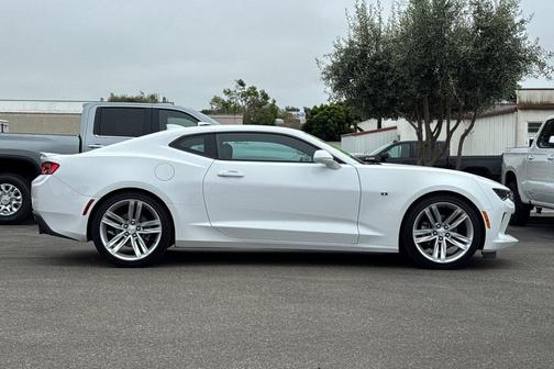 2017 Chevrolet Camaro 2LT