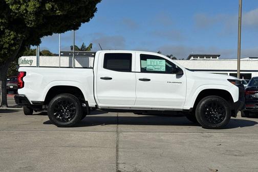 Summit White 2026 Chevrolet Colorado WT