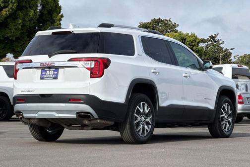 2023 GMC Acadia FWD SLT