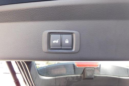 Graphite Gray Metallic 2025 Mitsubishi Outlander SEL
