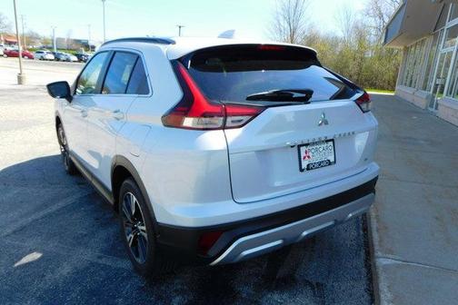White Diamond 2026 Mitsubishi Eclipse Cross SE