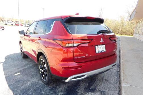 Diamond Red 2025 Mitsubishi Outlander PHEV SE