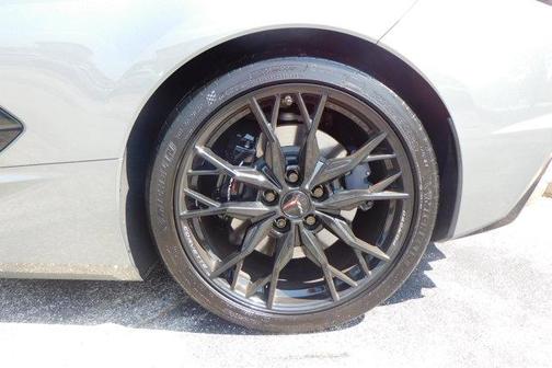 Gray Metallic 2023 Chevrolet Corvette Stingray w/3LT