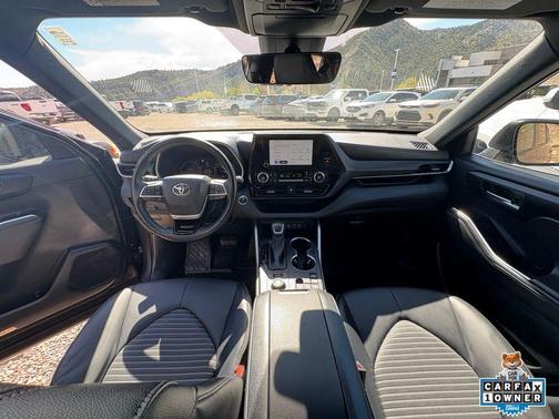 Magnetic Gray Metallic 2025 Toyota Highlander XSE