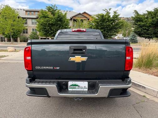 Graphite Metallic 2017 Chevrolet Colorado WT