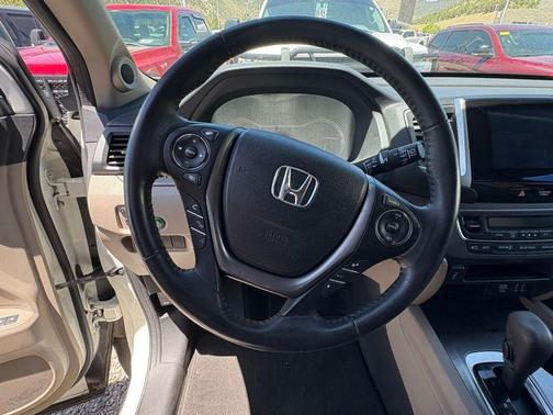 White 2016 Honda Pilot EX-L