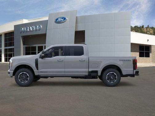 Avalanche 2026 Ford F-250 Platinum