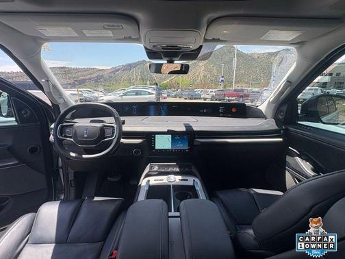 Crystal White 2025 Lincoln Navigator Reserve