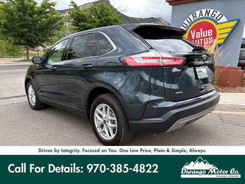 Blue Metallic 2022 Ford Edge SEL