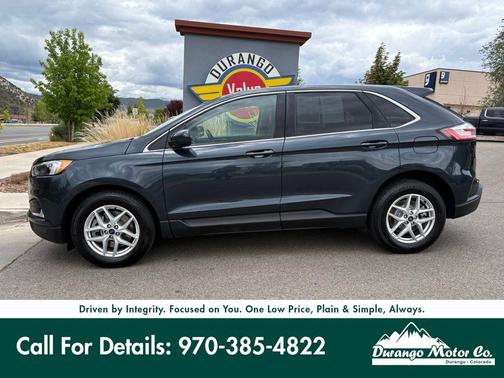 Blue Metallic 2022 Ford Edge SEL