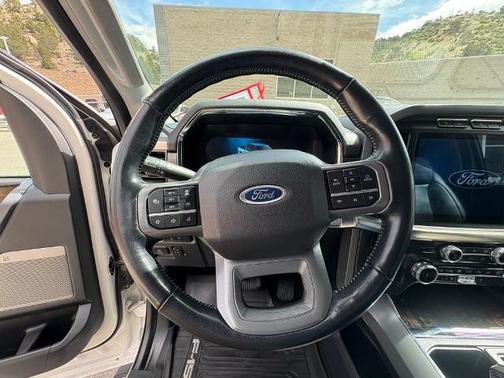 STAR WHITE MET TRI-COAT 2022 Ford F-150 LARIAT