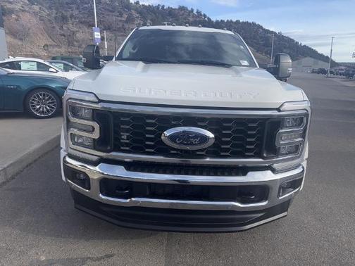 2024 Ford F-450 LARIAT DRW