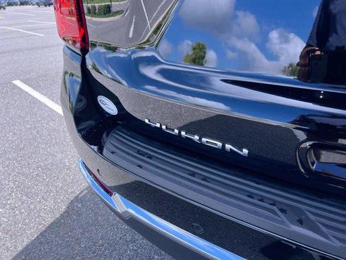 2025 GMC Yukon 2WD Elevation
