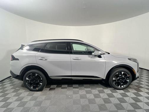 Wolf Gray 2026 Kia Sportage Hybrid SX-Prestige