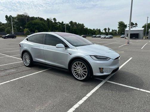 Silver Metallic 2018 Tesla Model X 100D