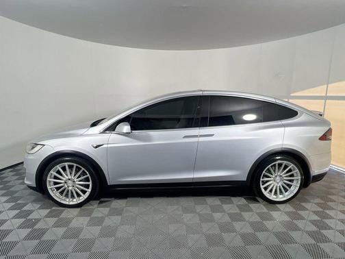 Silver Metallic 2018 Tesla Model X P100D