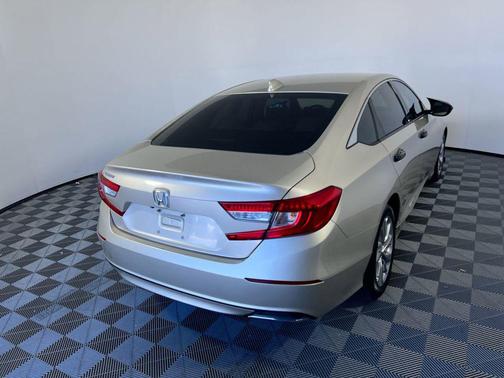 Champagne Frost Pearl 2018 Honda Accord LX