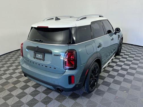 Sage Green Metallic 2022 MINI Countryman Cooper S