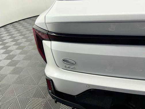 2025 Kia K4 GT-Line Turbo