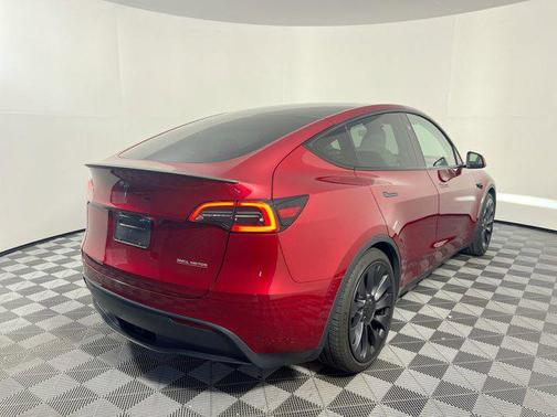 2024 Tesla Model Y Performance Dual Motor All-Wheel Drive