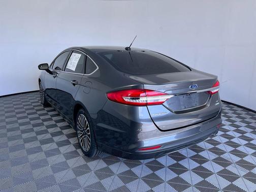 MAGNETIC 2018 Ford Fusion SE
