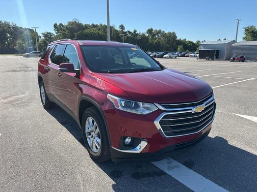 Cajun Red Tintcoat 2021 Chevrolet Traverse LT Cloth