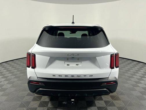 2022 Kia Sorento LX