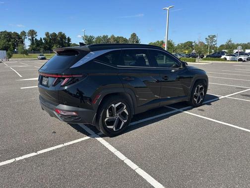 Phantom Black 2022 Hyundai TUCSON Limited