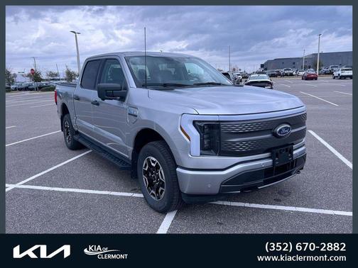 2023 Ford F-150 Lightning XLT