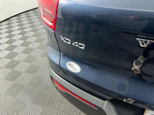 2022 Volvo XC40 Recharge Pure Electric P8 Twin Ultimate