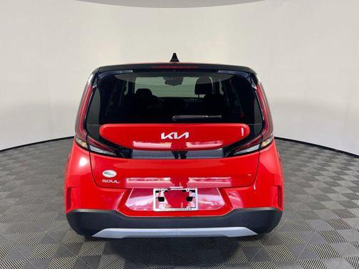 2024 Kia Soul S