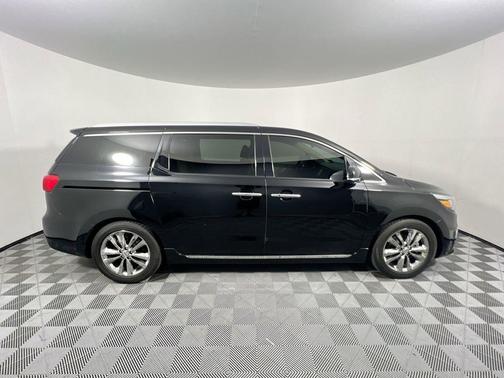 Aurora Black 2018 Kia Sedona SX