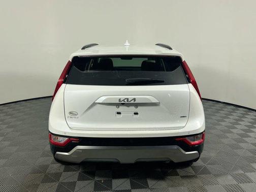 2025 Kia Niro Touring