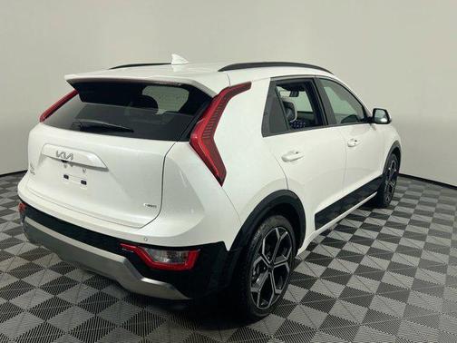 2025 Kia Niro Touring