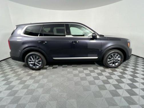 2024 Kia Telluride LX