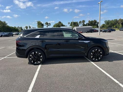 Ebony Black 2025 Kia Sorento EX