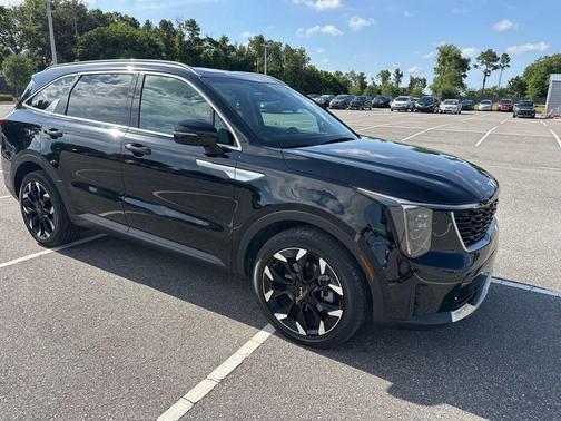 Ebony Black 2025 Kia Sorento EX