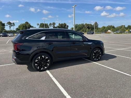 Ebony Black 2025 Kia Sorento EX