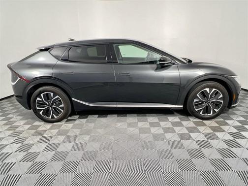 2024 Kia EV6 Light Long Range