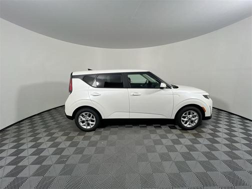 2024 Kia Soul S