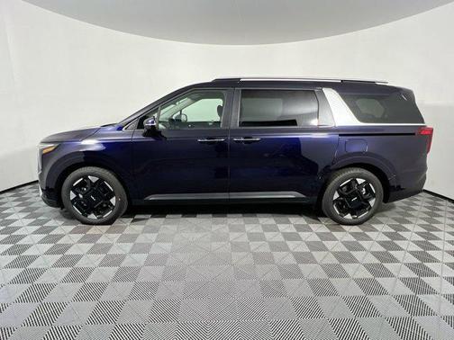 2025 Kia Carnival EX