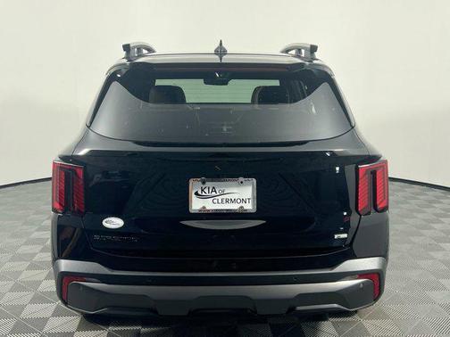 2025 Kia Sorento SX