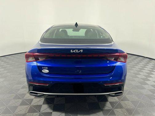 2023 Kia K5 EX