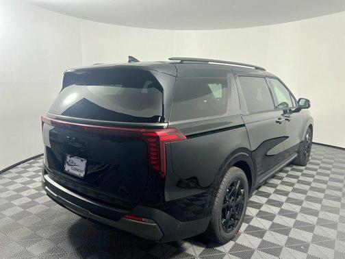 2025 Kia Carnival SX Prestige