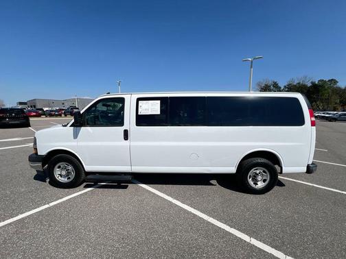 2018 Chevrolet Express 3500 LT