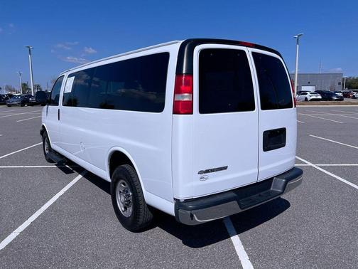 2018 Chevrolet Express 3500 LT
